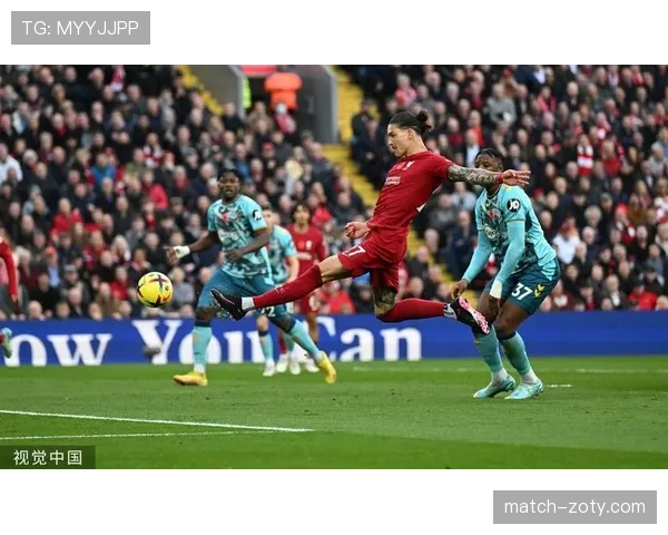 努涅斯如何在哈兰德主导的新时代中锋格局中立足